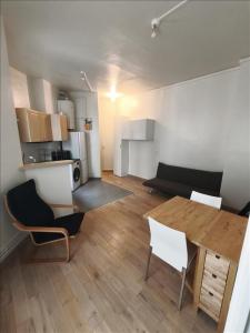 For rent Paris-17eme-arrondissement 2 rooms 37 m2 Paris (75017) photo 0