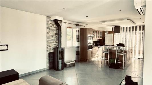 For rent Paradou 4 rooms 94 m2 Bouches du Rhone (13520) photo 1