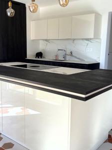 For sale Lyon-5eme-arrondissement 5 rooms 113 m2 Rhone (69005) photo 4