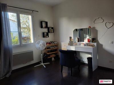For sale Sansais 5 rooms 134 m2 Deux sevres (79270) photo 4