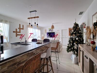 For sale Pierrefeu-du-var 4 rooms 90 m2 Var (83390) photo 0