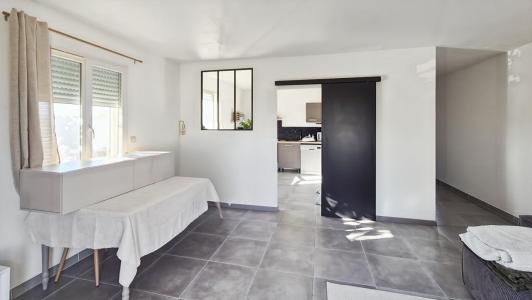 Acheter Appartement 69 m2 Althen-des-paluds