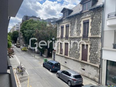 Louer Appartement Grenoble 439 euros