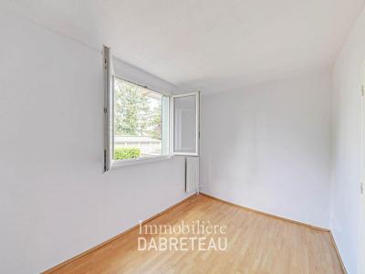 For rent Tassin-la-demi-lune 2 rooms 57 m2 Rhone (69160) photo 4