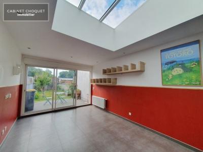 For rent Madeleine 4 rooms 79 m2 Nord (59110) photo 0