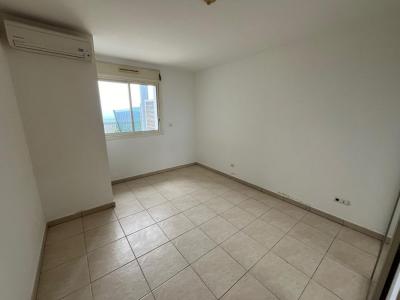 Louer Appartement 44 m2 Saint-denis