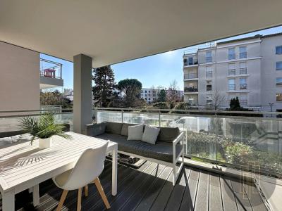 For sale Tassin-la-demi-lune 2 rooms 40 m2 Rhone (69160) photo 2