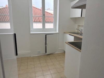 Louer Appartement 76 m2 Lyon-6eme-arrondissement