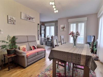 For sale Angers 3 rooms 70 m2 Maine et loire (49000) photo 3