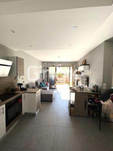 Louer Appartement Lyon-4eme-arrondissement 972 euros