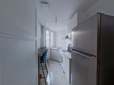 Louer Appartement Paris-17eme-arrondissement 1267 euros