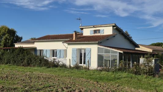 For sale 7 rooms 146 m2 Haute garonne (31660) photo 0