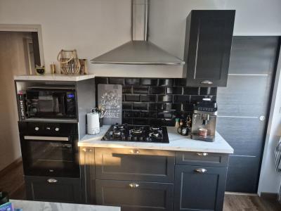 For sale 5 rooms 107 m2 Deux sevres (79270) photo 3