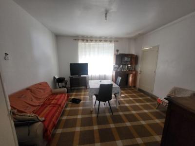 For sale 6 rooms 113 m2 Deux sevres (79160) photo 3