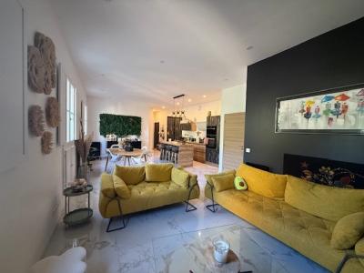For sale Fontaine-de-vaucluse 3 rooms 74 m2 Vaucluse (84800) photo 0