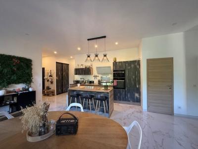 For sale Fontaine-de-vaucluse 3 rooms 74 m2 Vaucluse (84800) photo 4