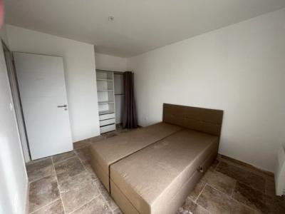 For sale Cavaillon 3 rooms 61 m2 Vaucluse (84300) photo 1