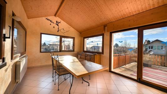 Acheter Maison 202 m2 Villaz