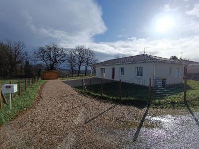 For rent Puisseguin 4 rooms 91 m2 Gironde (33570) photo 0