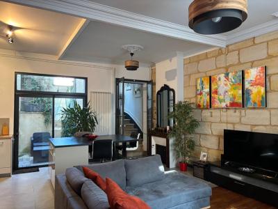 For sale Bordeaux 4 rooms 90 m2 Gironde (33000) photo 0