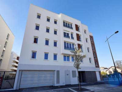 Louer Parking 12 m2 Meaux