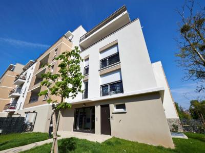 For rent Sucy-en-brie 17 m2 Val de Marne (94370) photo 0