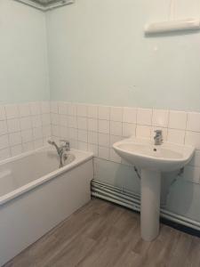 Louer Appartement Epernay 415 euros