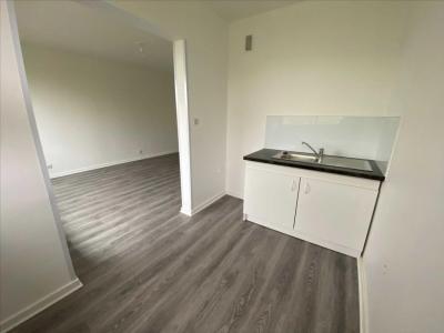 Louer Appartement Riom 384 euros