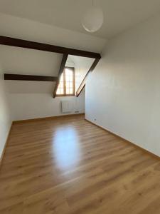 For rent Chilly-mazarin 3 rooms 78 m2 Essonne (91380) photo 2