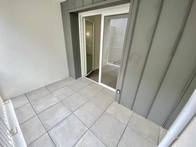 Louer Appartement Lyon-3eme-arrondissement 756 euros