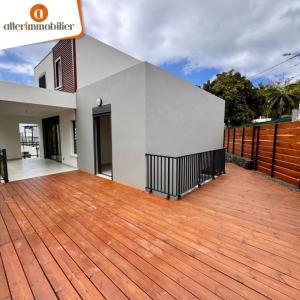 For rent Saint-gilles-les-hauts 4 rooms 80 m2 Reunion (97435) photo 1