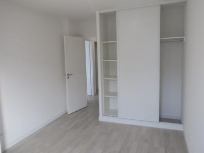 Louer Appartement Saint-jean-de-la-ruelle 742 euros