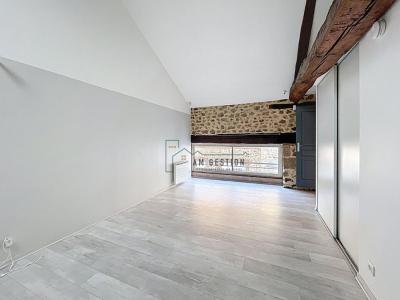 Louer Appartement 53 m2 Saint-priest-taurion