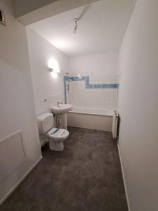 For sale Angers 2 rooms 57 m2 Maine et loire (49100) photo 4