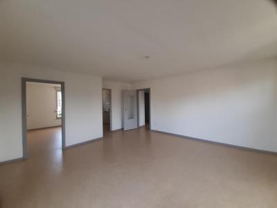 Louer Appartement Luxeuil-les-bains 662 euros