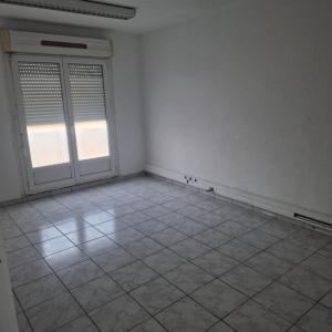 Annonce Location Commerce Avignon 84