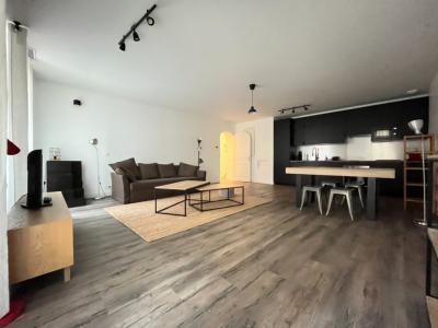 Louer Appartement 63 m2 Nice