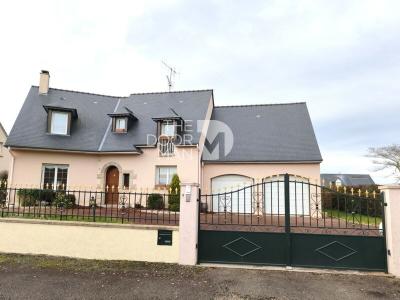 For sale Mayenne 6 rooms 135 m2 Mayenne (53100) photo 0