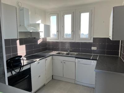 For rent Beziers 3 rooms 65 m2 Herault (34500) photo 0