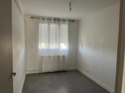 Louer Appartement 65 m2 Beziers