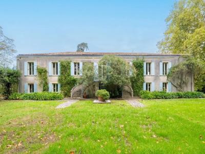 For sale Yvrac 12 rooms 600 m2 Gironde (33370) photo 0