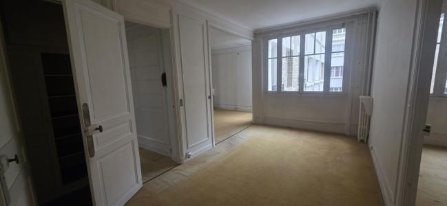 For sale 2 rooms 71 m2 Paris (75016) photo 3