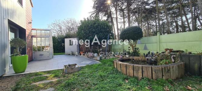 For sale Aubiers 9 rooms 153 m2 Deux sevres (79250) photo 2