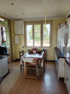 For sale Gourin 5 rooms 94 m2 Morbihan (56110) photo 2