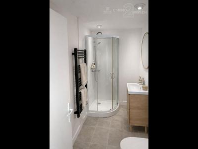 For sale Gourin 4 rooms 72 m2 Morbihan (56110) photo 4