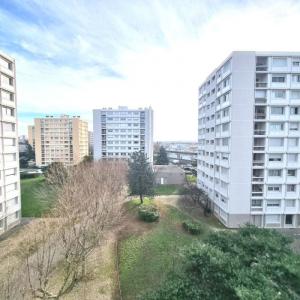 For sale Saint-priest 5 rooms 102 m2 Rhone (69800) photo 0