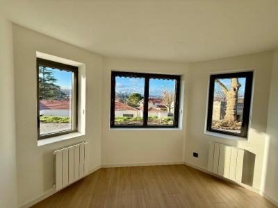For rent Saint-priest-en-jarez 2 rooms 61 m2 Loire (42270) photo 1