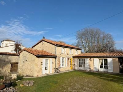 For sale Ruffec 5 rooms 106 m2 Charente (16700) photo 1