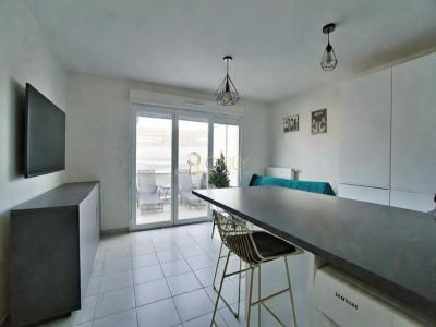 For sale Bron 2 rooms 39 m2 Rhone (69500) photo 0