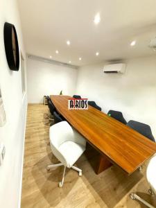 Louer Commerce Garde 40200 euros